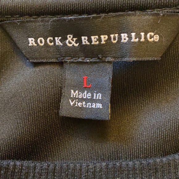 Rockin republic black sweatshirt with black sequins - Picture 2 of 4